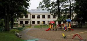 В Риге детские сады закрывают десятками