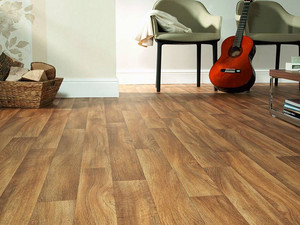 Какое напольное покрытие выбрать для дачи